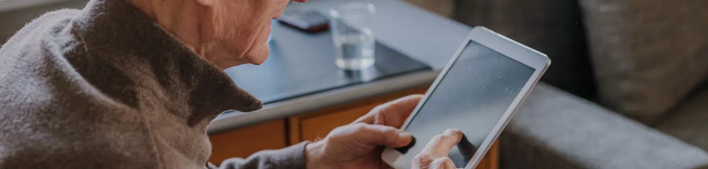 Quels sont les outils existants en Ehpad pour garder le contact avec ses proches ? | Clinalliance | Ehpad