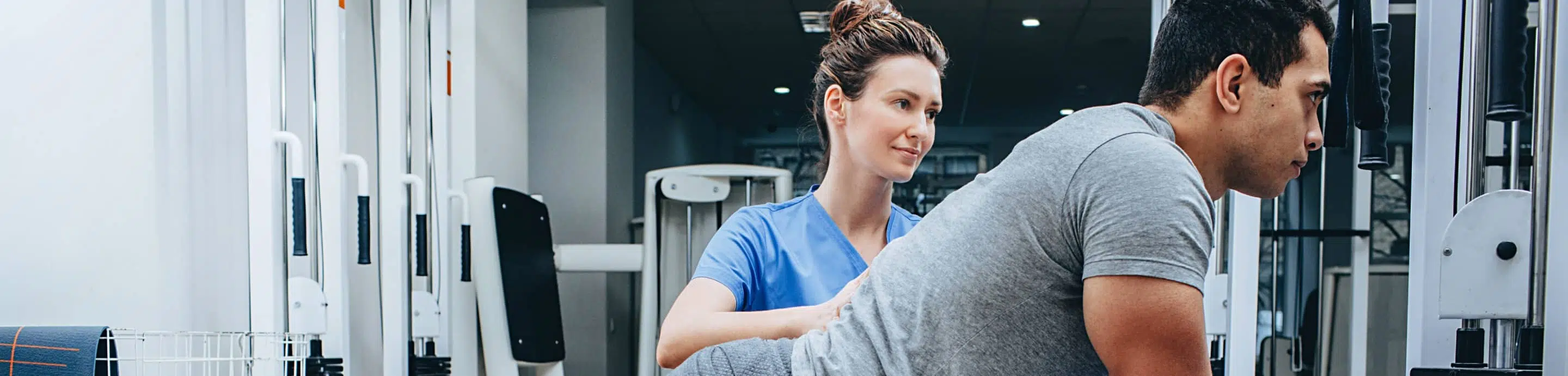 Quels sont les programmes de réadaptation en clinique SMR SSR pour les patients souffrant de blessures sportives ? | Clinalliance | Sport