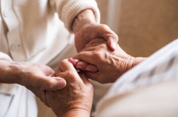 La prise en charge de la maladie de Parkinson en Ehpad | Clinalliance | Ehpad