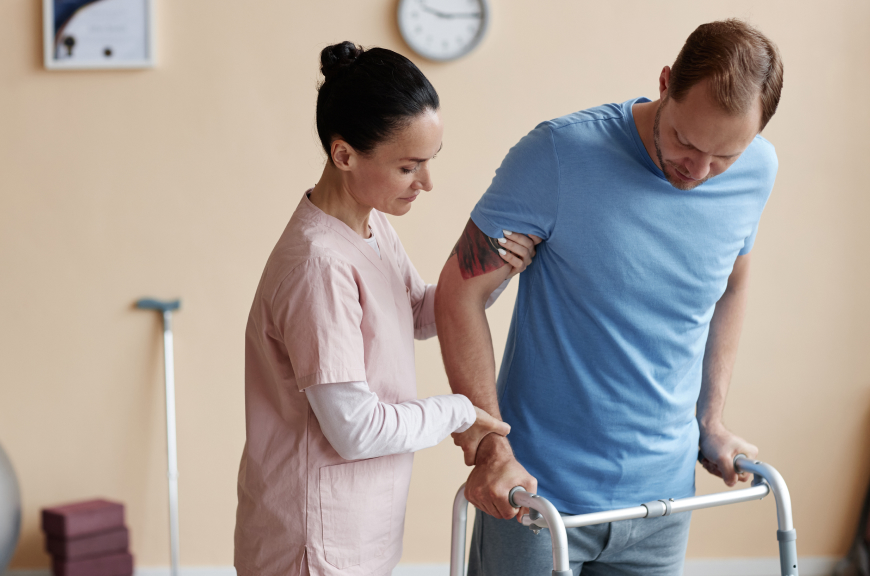 Soins apres traumatisme cranien