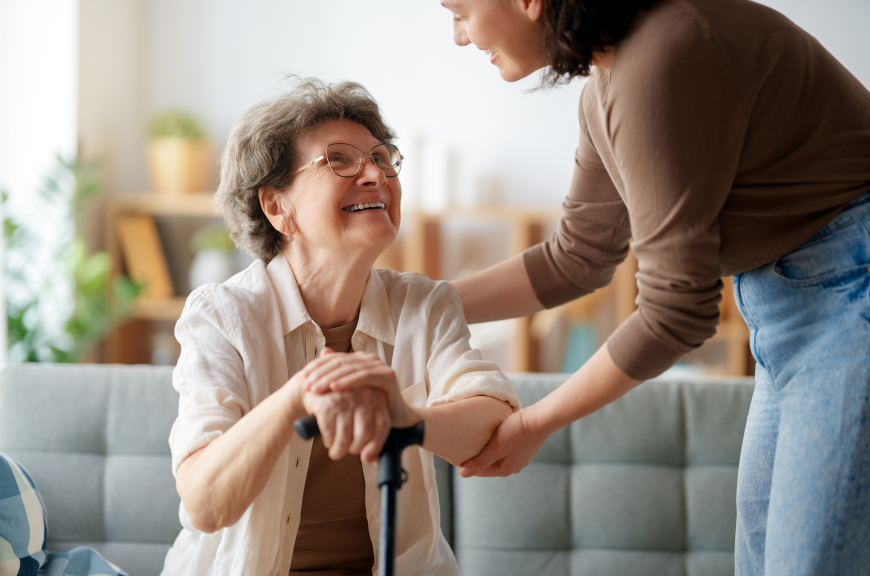 Comment prévenir la perte d'autonomie de son proche ? | Clinalliance | Ehpad